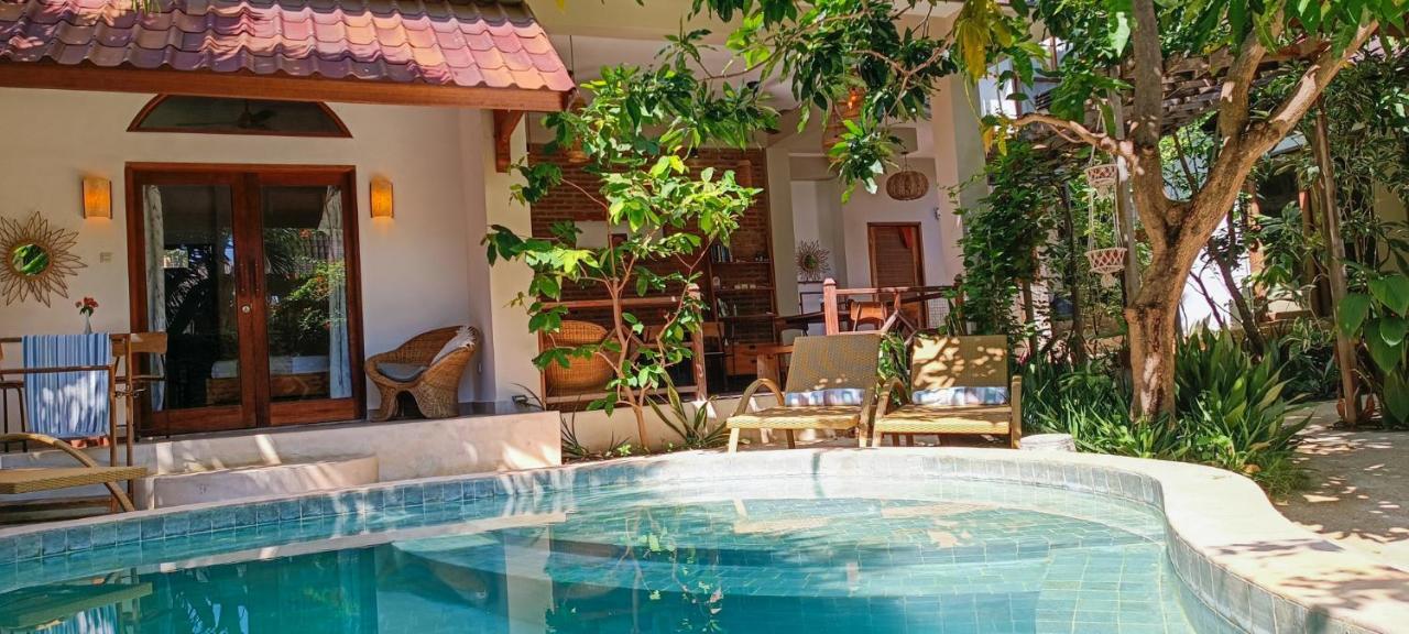 Hotel Soraya Yoga Wellness Center Gili Trawangan Esterno foto