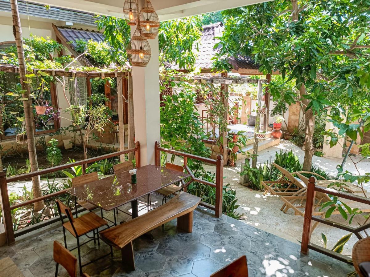 Hotel Soraya Yoga Wellness Center Gili Trawangan Esterno foto